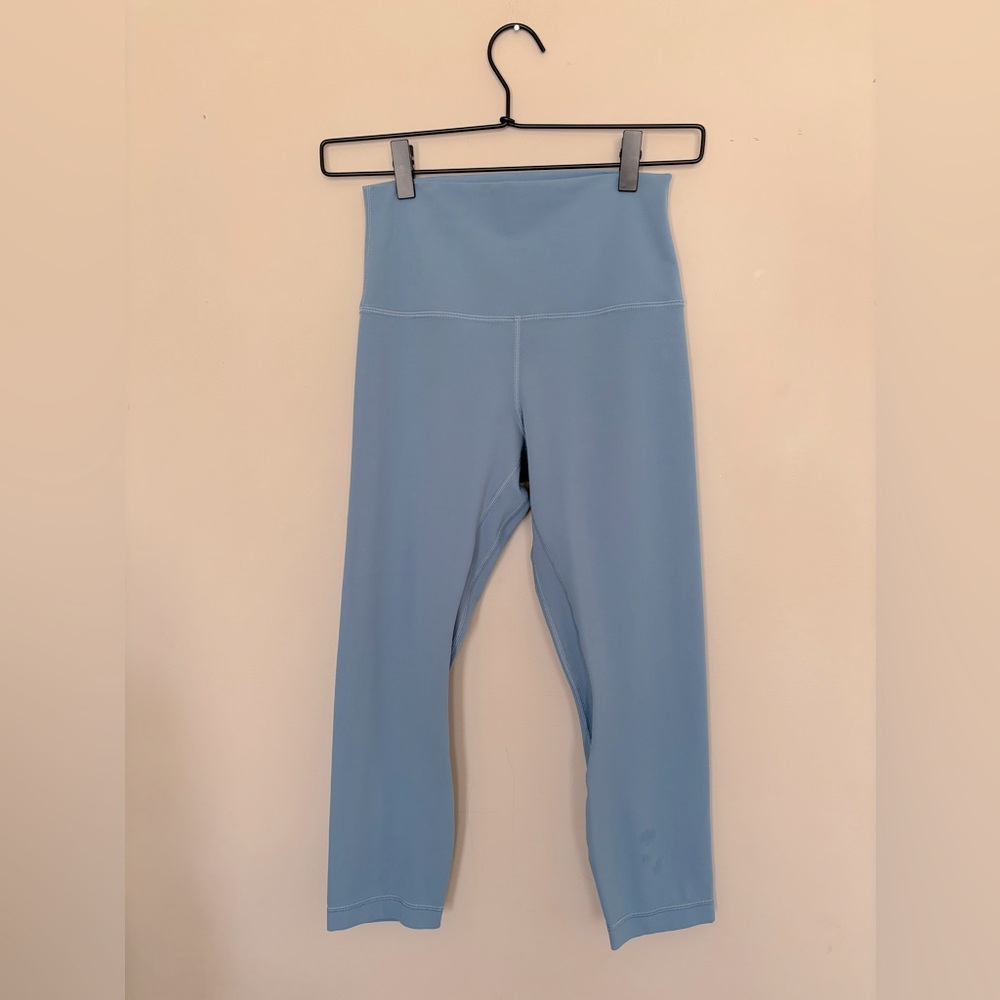 Lululemon Align Leggings 21 “ crop solid blue size 6 women’s cropped - Picture 3 of 9